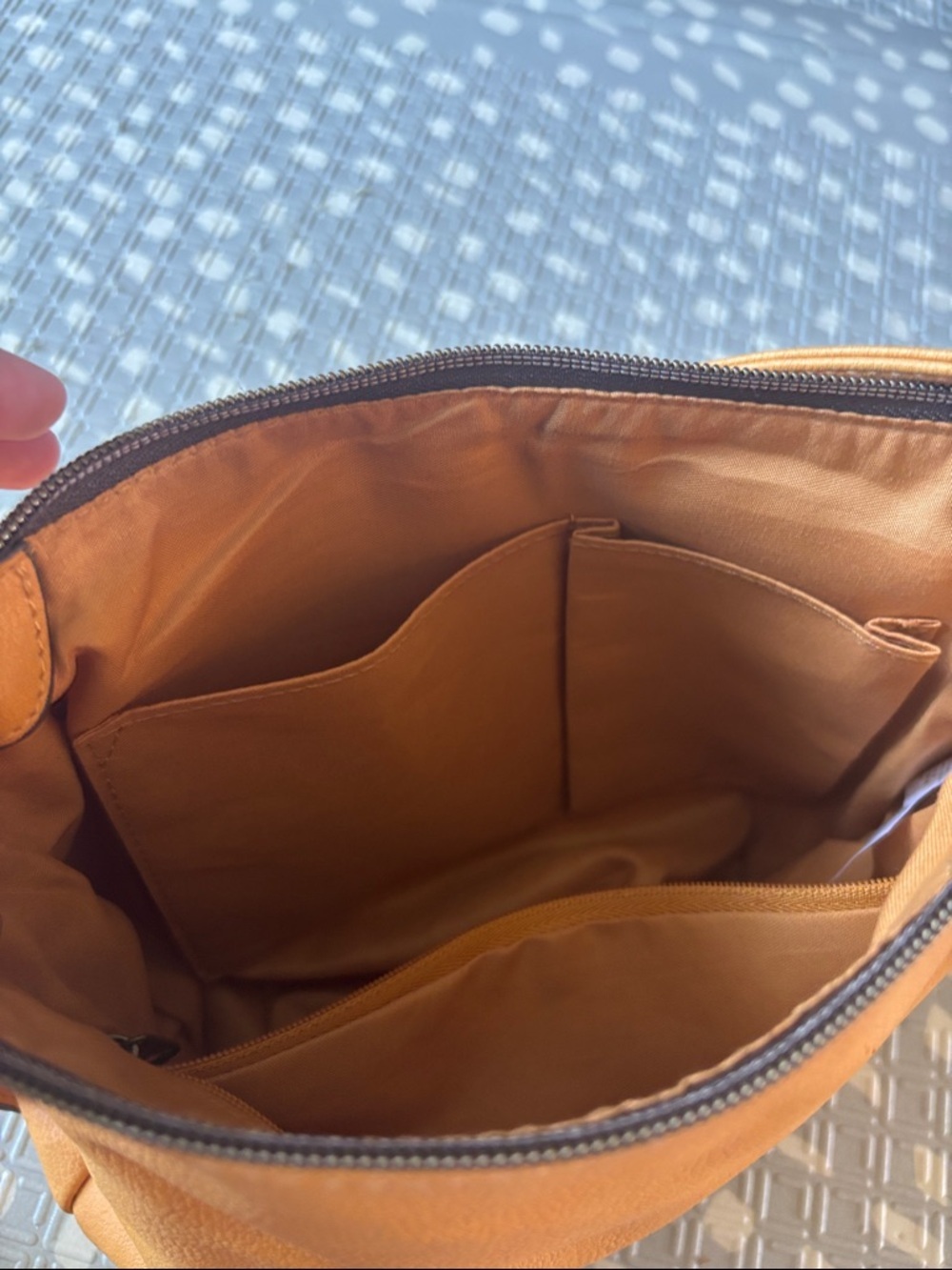 Mustard Yellow Purse - Picture 10 of 12